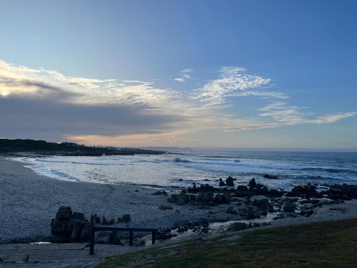 Matshana Lodge Hermanus Exterior photo