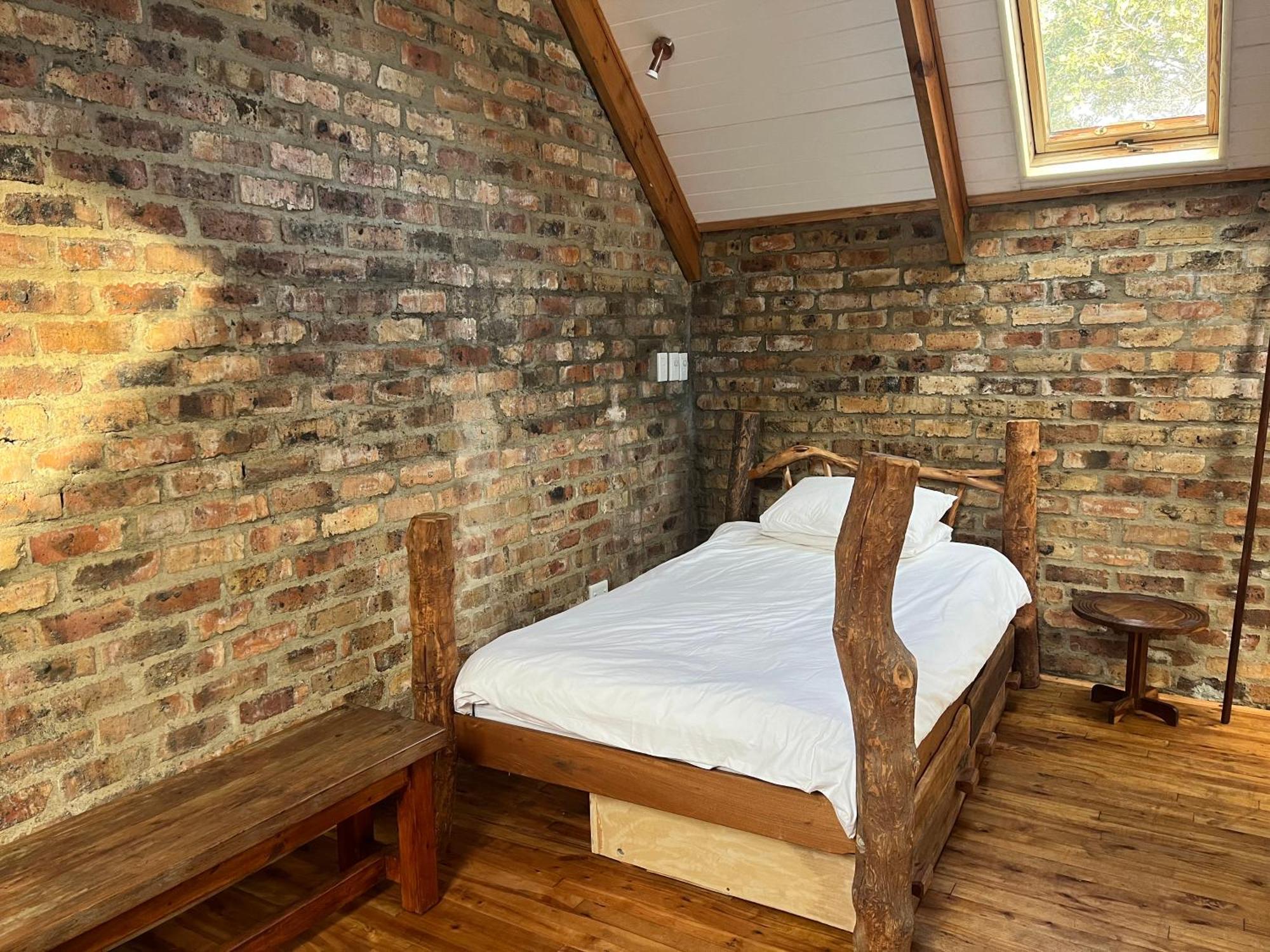 Matshana Lodge Hermanus Room photo