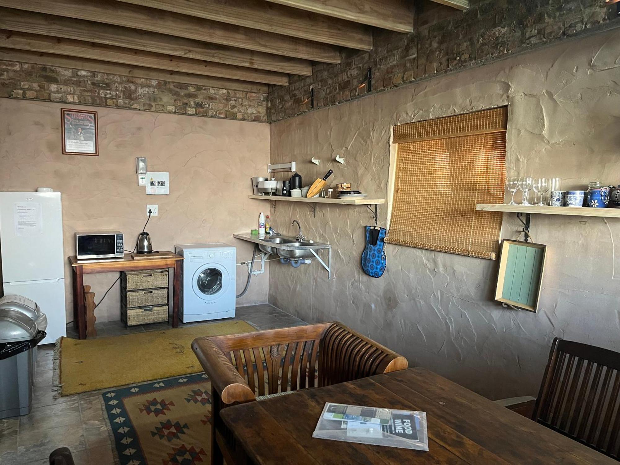Matshana Lodge Hermanus Room photo