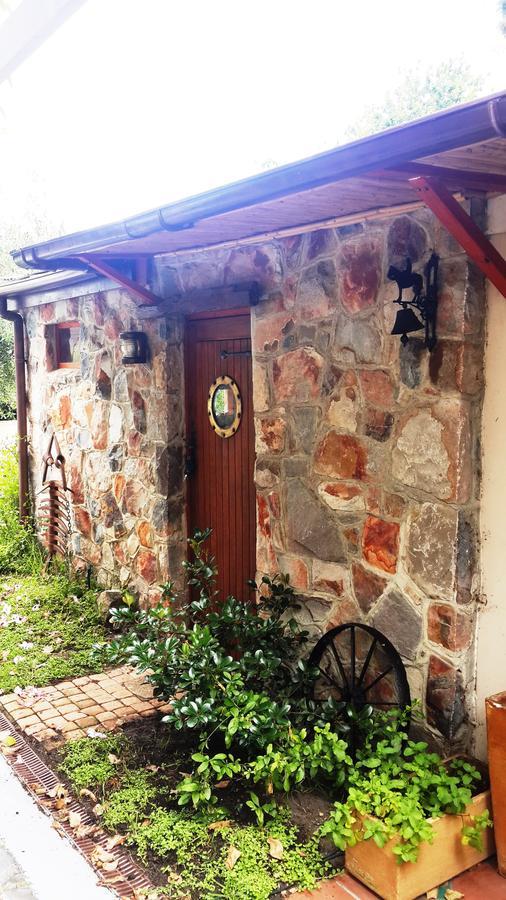 Matshana Lodge Hermanus Exterior photo