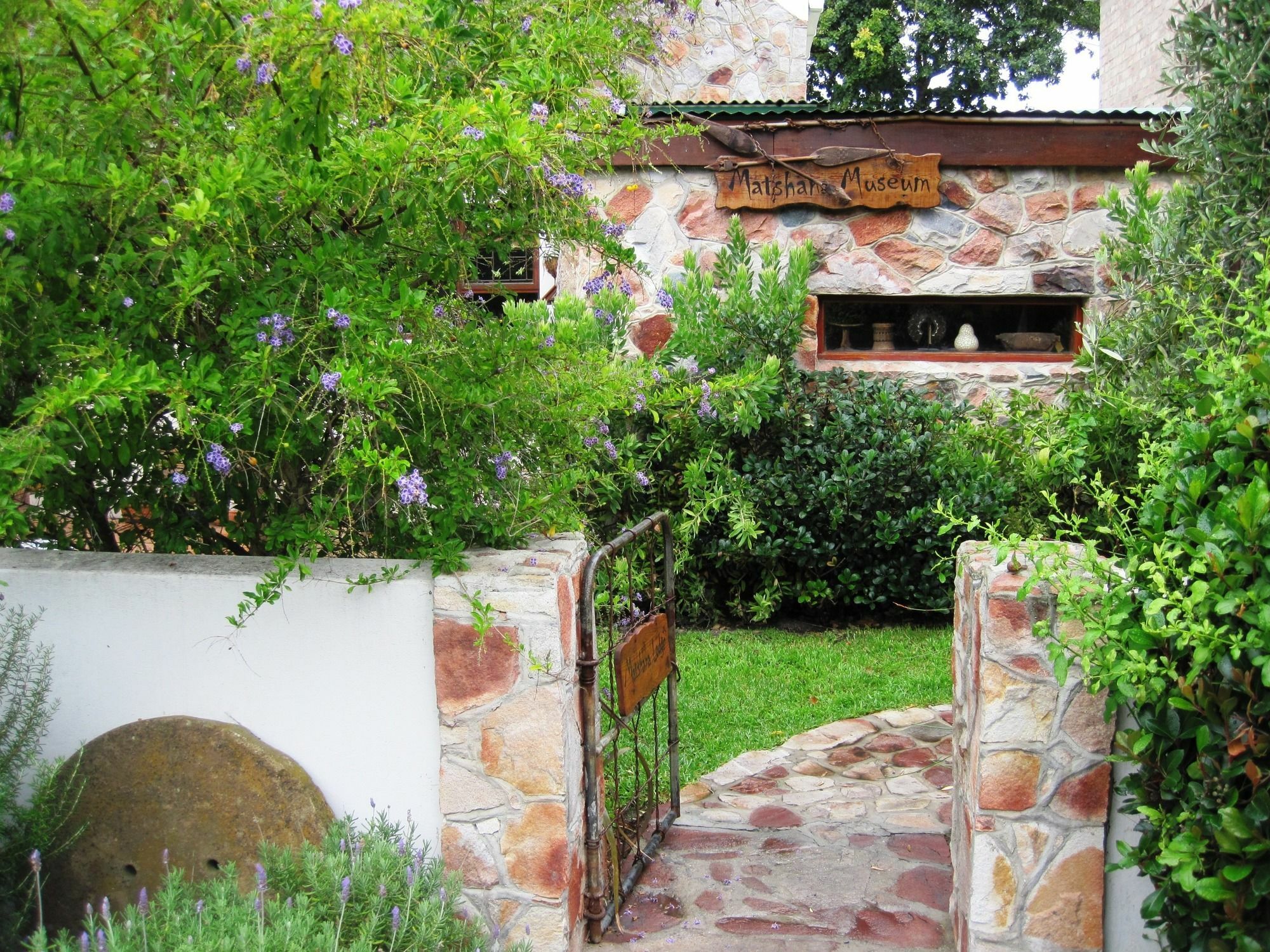 Matshana Lodge Hermanus Exterior photo